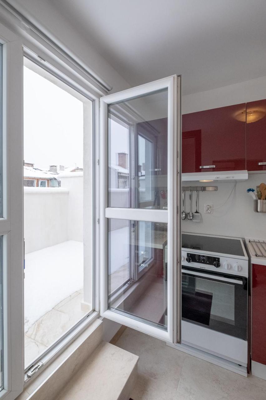 Lz Spacious One Bedroom Apartment In Top Centre By Flat Mаnager Szófia Kültér fotó