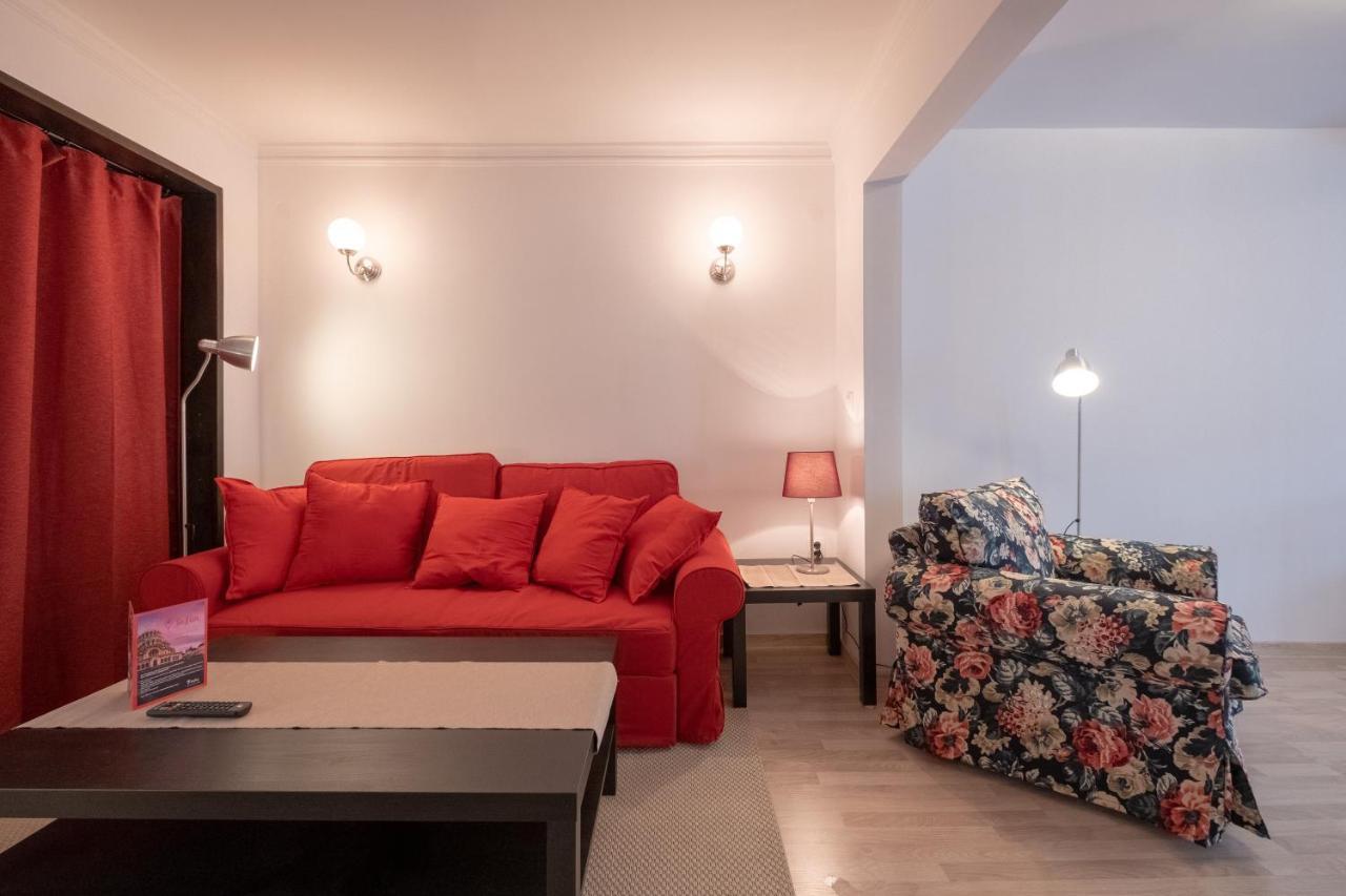 Lz Spacious One Bedroom Apartment In Top Centre By Flat Mаnager Szófia Kültér fotó