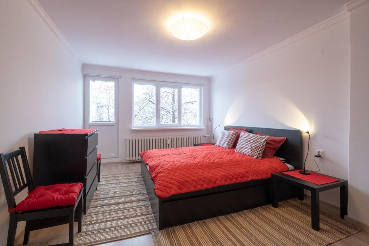 Lz Spacious One Bedroom Apartment In Top Centre By Flat Mаnager Szófia Kültér fotó